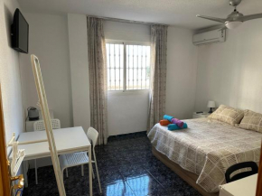 Almeria Centro habitacion privada en apartamento compartido